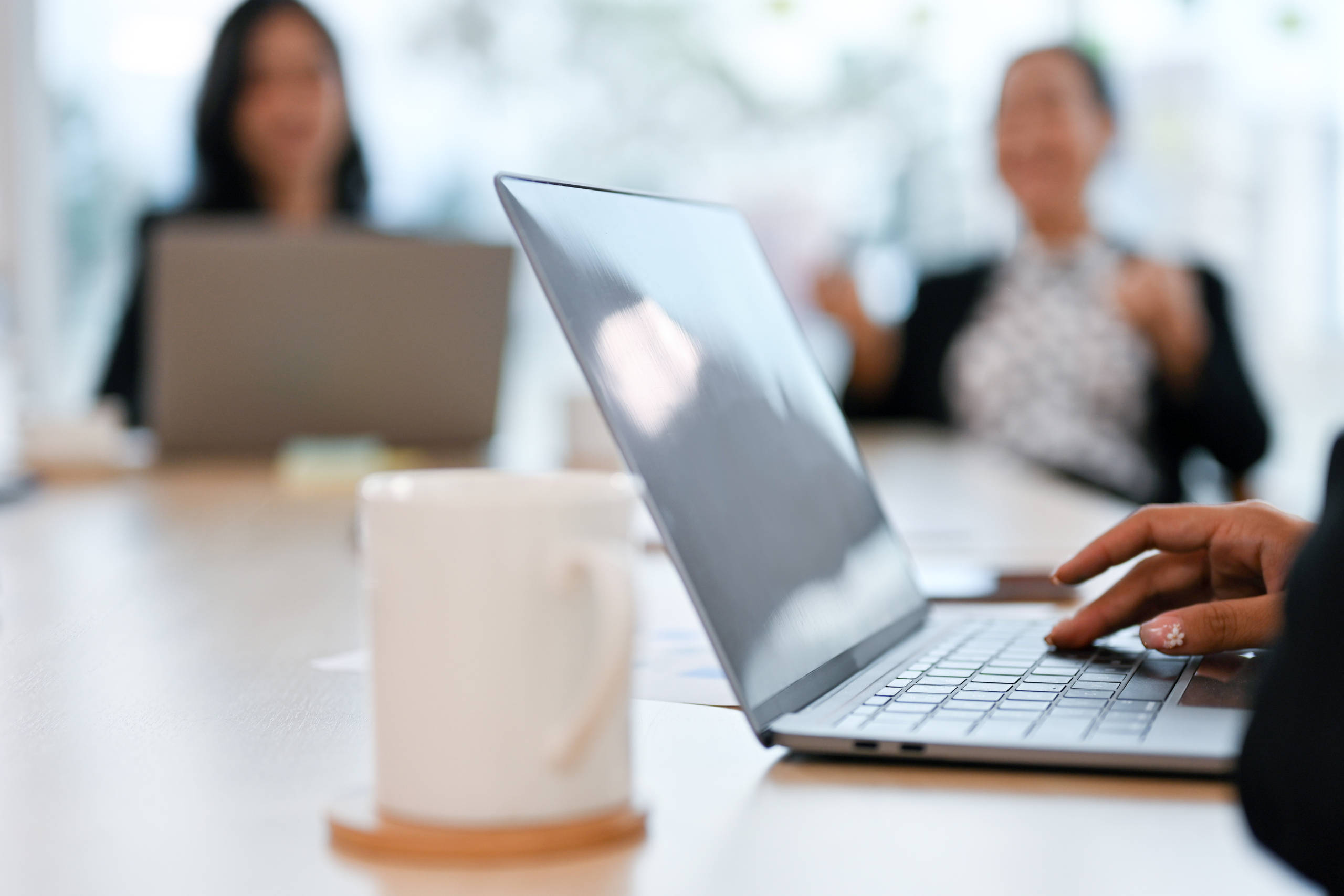 Planera takbyte i bostadsrättsföreningen - rätt beslut i rätt tid