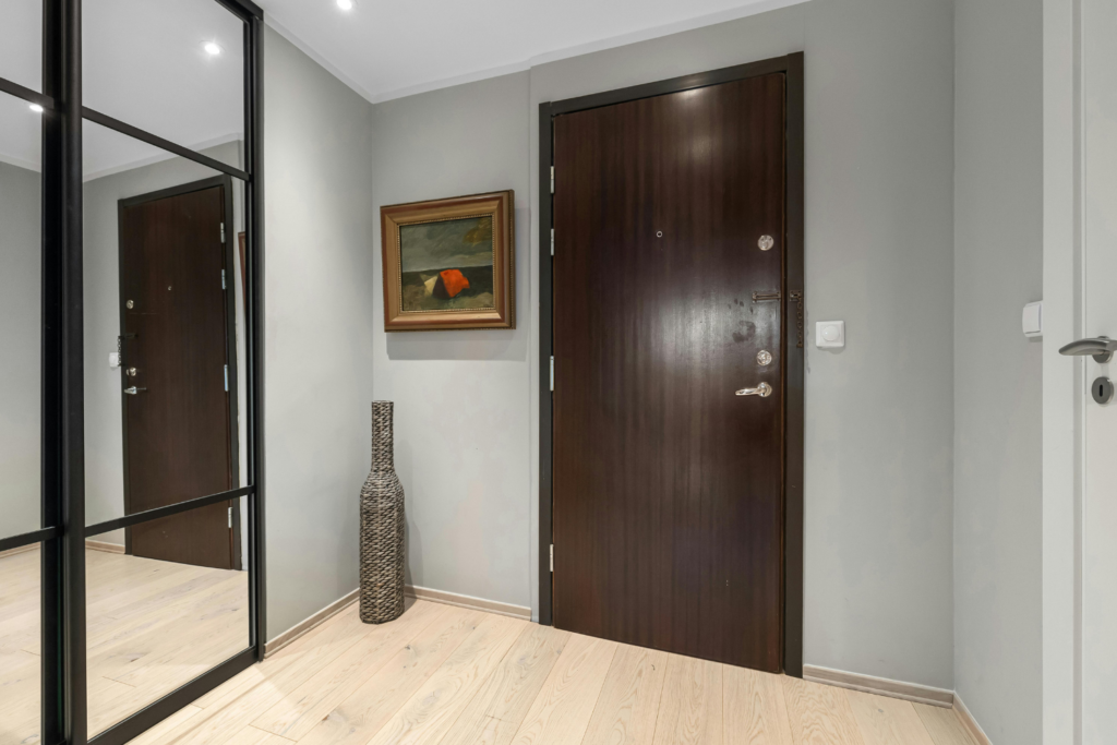 Dörrar till BRF - Priser för dörrbyte i bostadsrättsförening